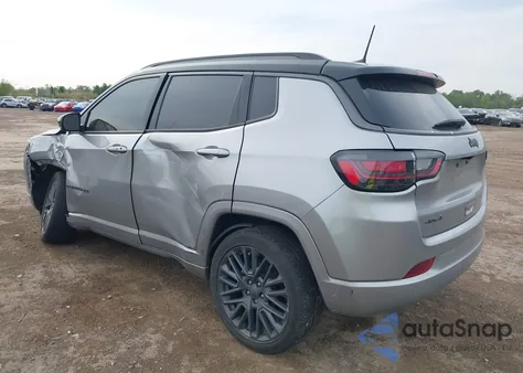 2022 Jeep Compass High Altitude 4X4 из США, поврежденный, VIN 3C4NJDCB5NT140708